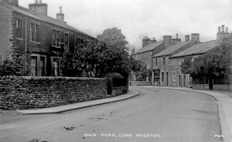 Main Street 1918.JPG - Another view of Main Street showing Beecroft's Shop - Later John Shepherd's Shop.  Ribble Crescent (Terrace ) is on the left.